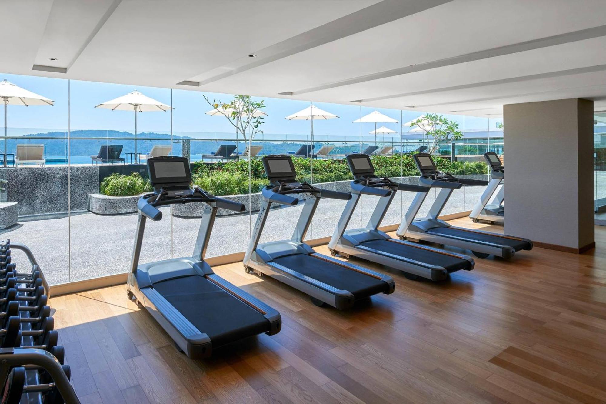 Kota Kinabalu Marriott Hotel Экстерьер фото The gym at The Residence