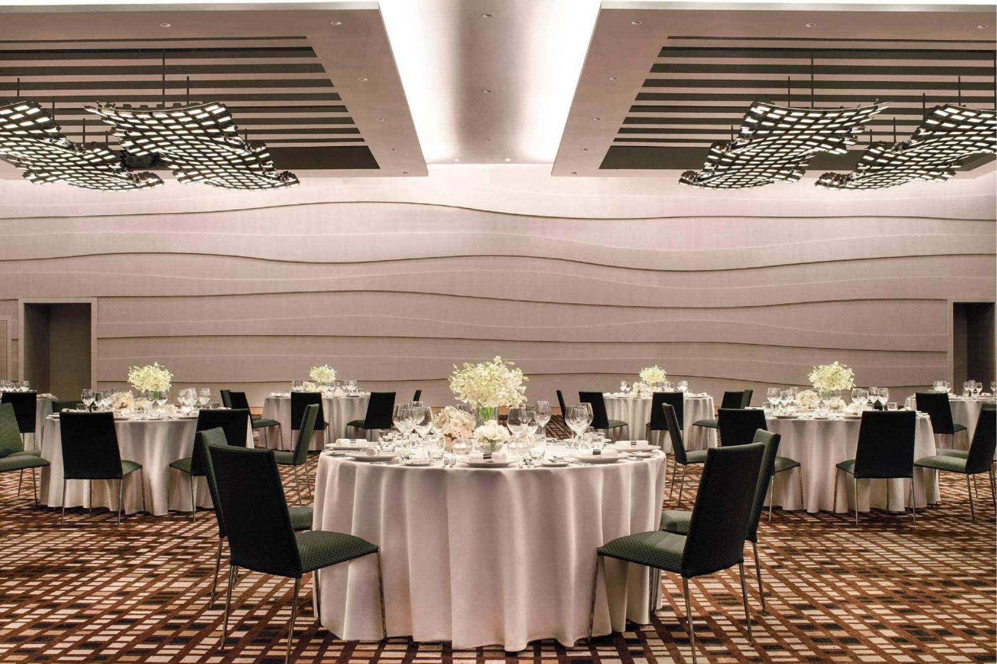 Kota Kinabalu Marriott Hotel Экстерьер фото The Grand Ballroom