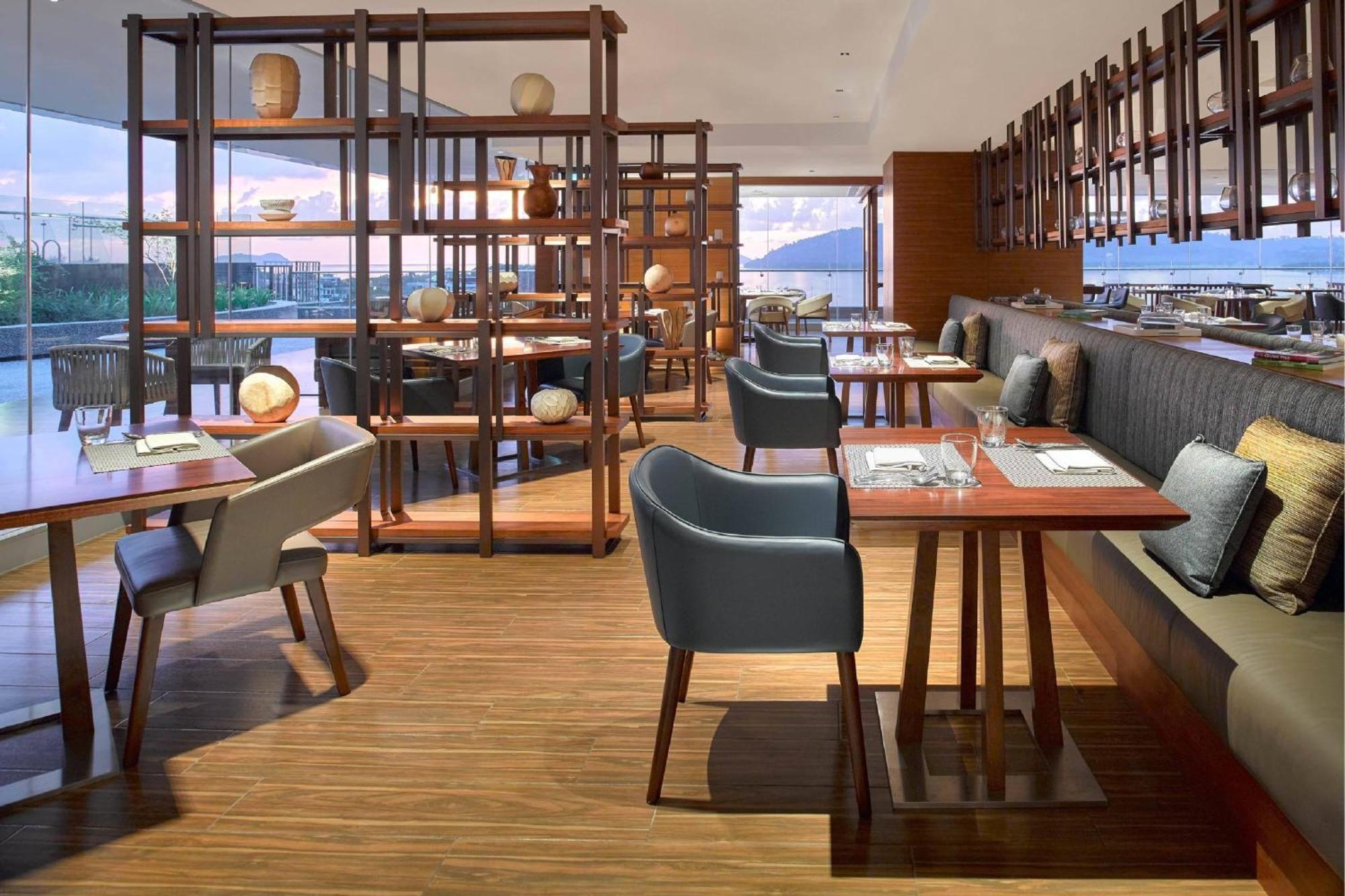 Kota Kinabalu Marriott Hotel Экстерьер фото The restaurant